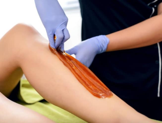 Depilace cukrovou pastou